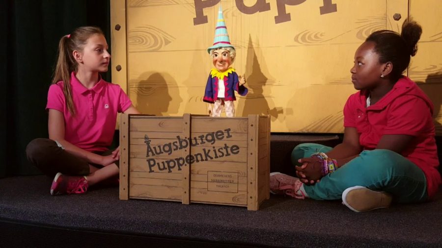 Kasperl gratuliert dem Hemad